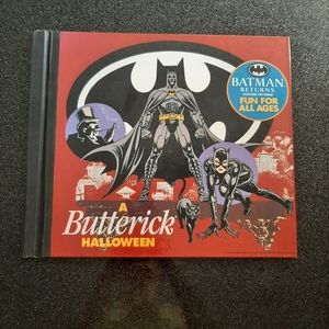1992 A Butterick Halloween Pattern Book.Batman Returns Edition.